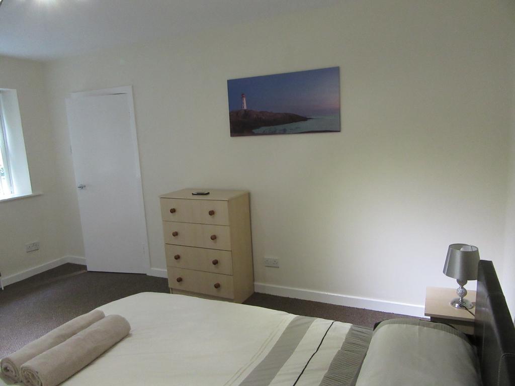 No 4 - Large 2 Bed Near Sefton Park And Lark Lane Apartamento Liverpool Exterior foto